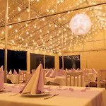 Luxury tent Seberak - V Chatickach A Glamping *