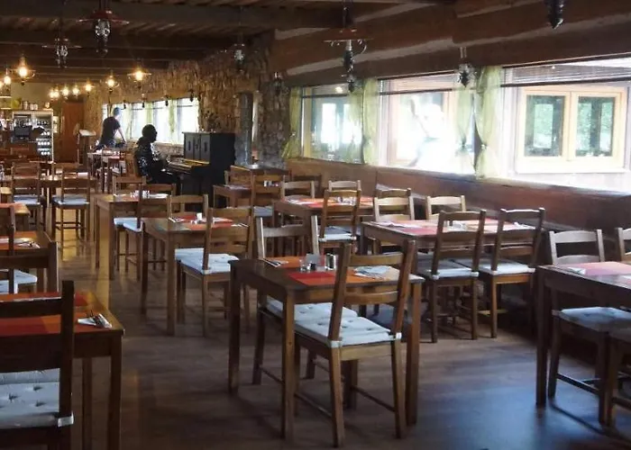 šeberák - V Chatičkách A V Luxusních Stanech Luxusní stan