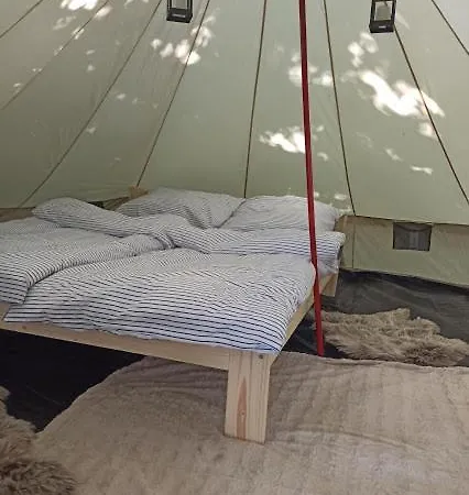 Luxury tent Seberak - V Chatickach A V Luxusnich Stanech